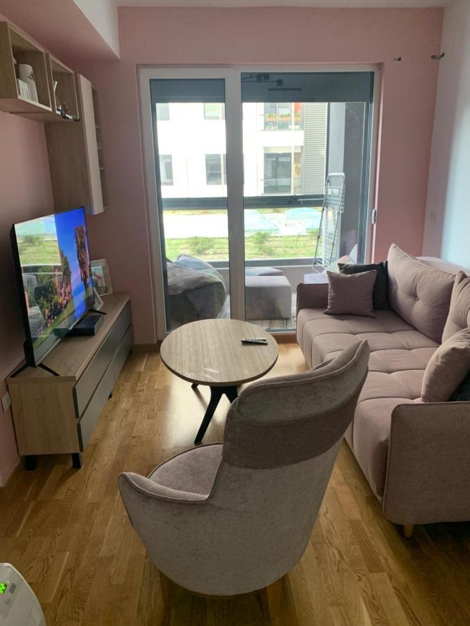 Pink Modern Apartment Skopje Zewnętrze zdjęcie