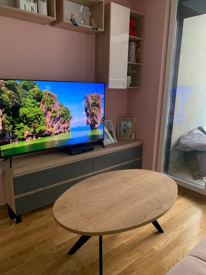 Pink Modern Apartment Skopje Zewnętrze zdjęcie
