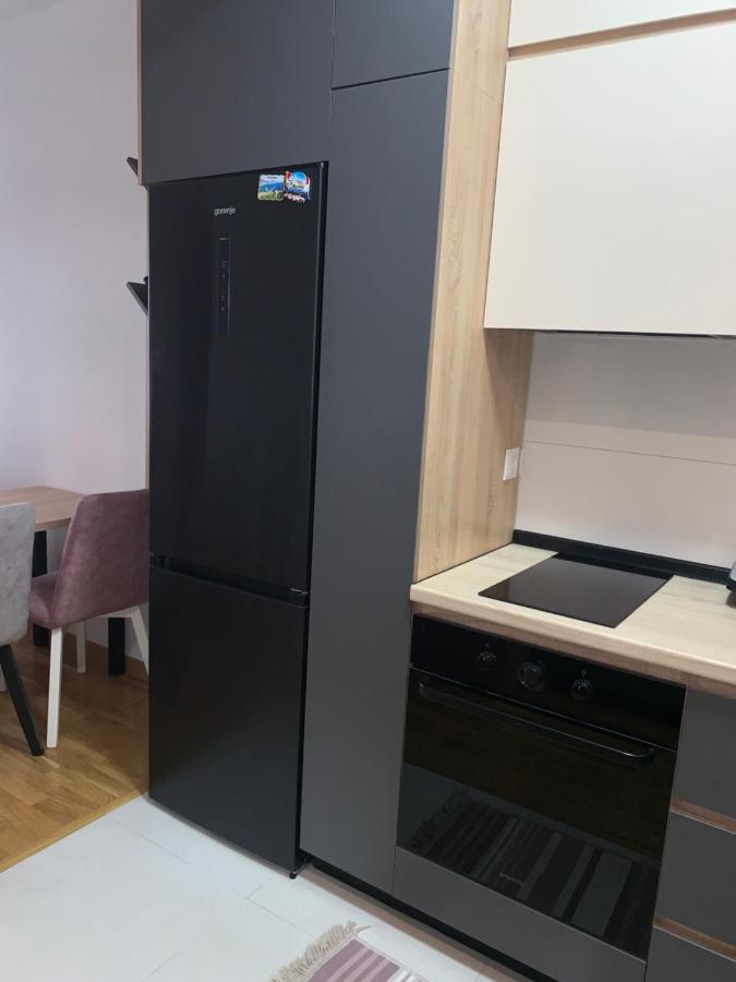 Pink Modern Apartment Skopje Zewnętrze zdjęcie