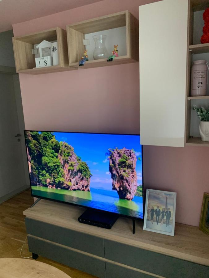 Pink Modern Apartment Skopje Zewnętrze zdjęcie